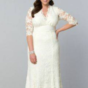NEW Kiyonna Amour Lace Wedding Gown